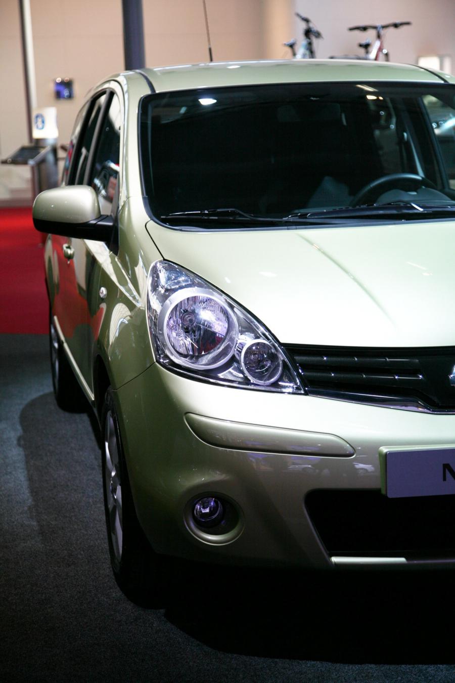  Nissan Note 2009 года  (фото 14 из 78)